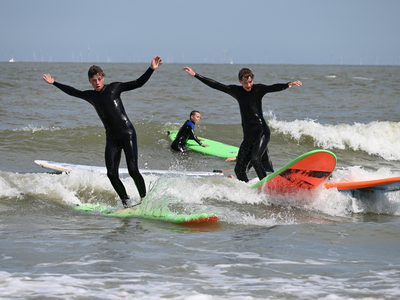 Surf & Beach Camp