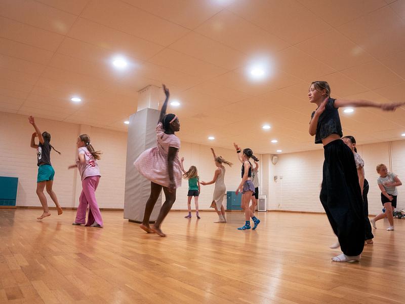 Sportkamp met gym, trampoline, dans en ropeskipping