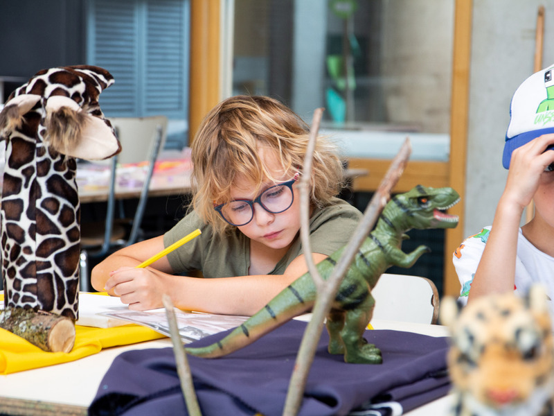 Dino detectives + kleuterkriebels